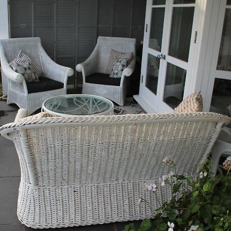 Compass Rose Bed & Breakfast Dartmouth Dış mekan fotoğraf