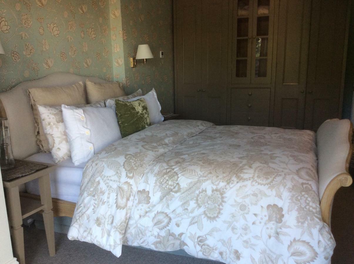 Compass Rose Bed & Breakfast Dartmouth Dış mekan fotoğraf